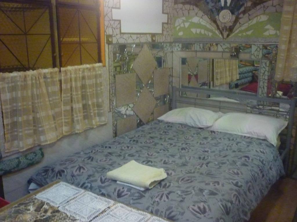 Rooms Duran Split Bilik gambar